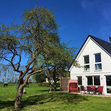 Ferienhaus Sommerbrise, Hof Zur Sonnenseite Fehmarn, 4 Sterne Dış mekan fotoğraf