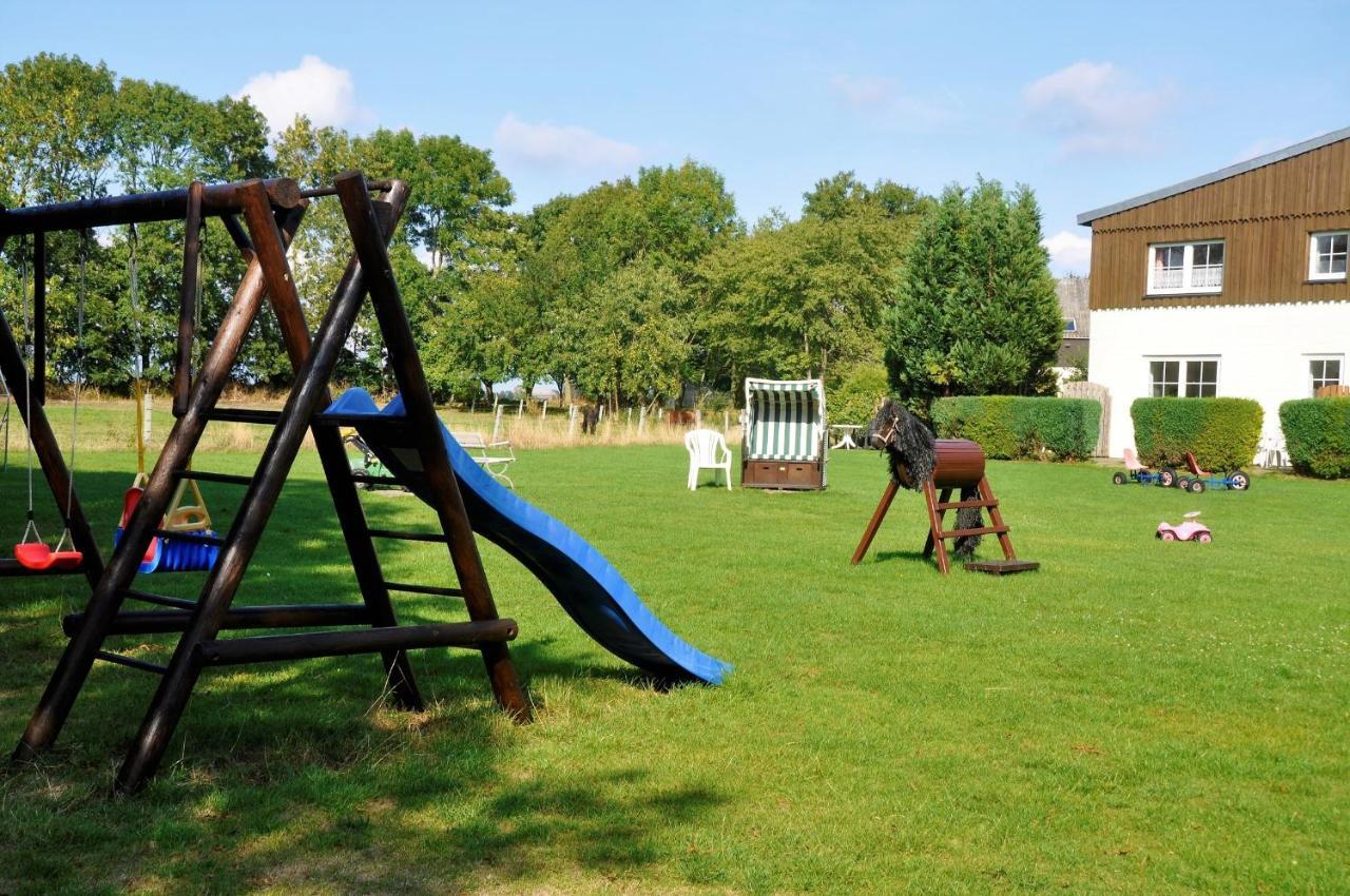 Ferienhaus Sommerbrise, Hof Zur Sonnenseite Fehmarn, 4 Sterne Dış mekan fotoğraf